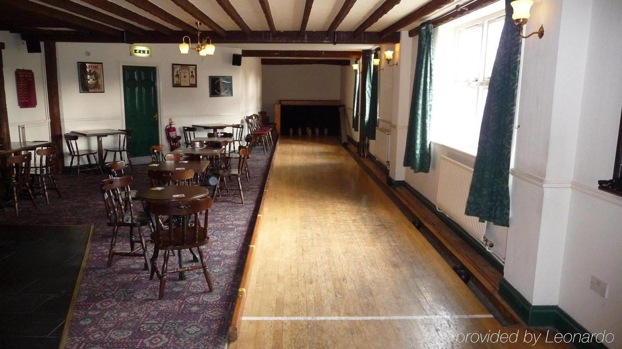 Malt House Hotel Бъркли Ресторант снимка